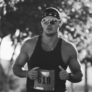 Meet your Posher, Adi